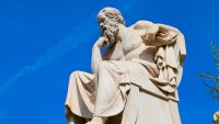 From Greek Religion to Socratic Philosophy